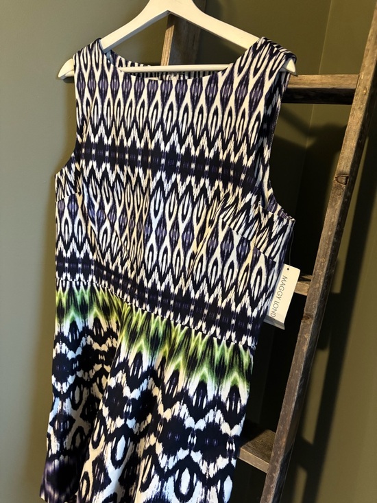 Maggy London Abstract Print Dress - Picture 2 of 6